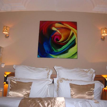 Gold Hotel Bafang Exterior photo