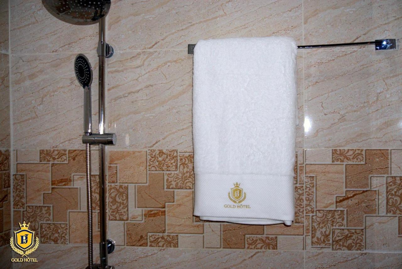 Gold Hotel Bafang Exterior photo