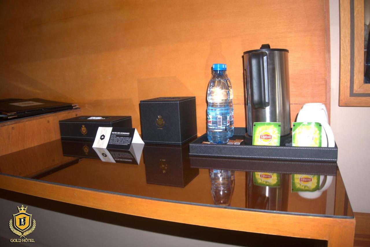 Gold Hotel Bafang Exterior photo